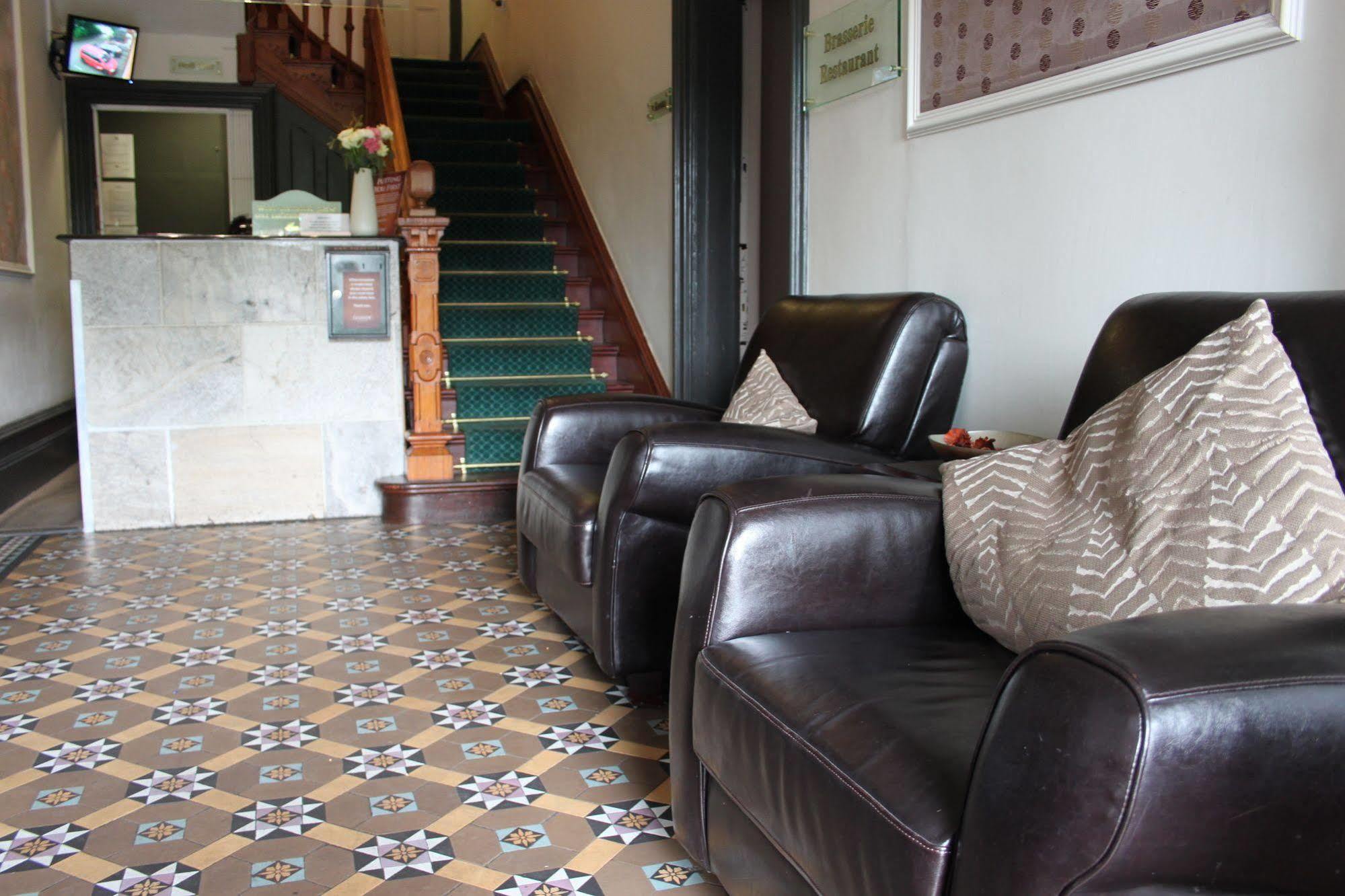 Leaside Hotel Luton  Dış mekan fotoğraf