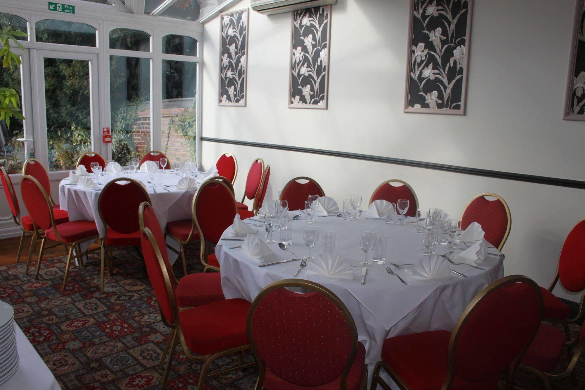 Leaside Hotel Luton  Dış mekan fotoğraf